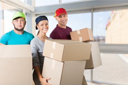 Prepared office boxes and workstations for a Knightsbridge move